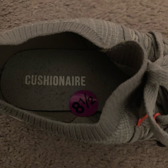 Cushionaire Women's Sneakers Gray Size 8.5 - Picture 3 of 4